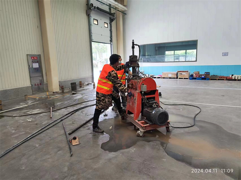 临清厂房地面下沉塌陷注浆加固施工